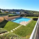 Albufeira Beach Apartment Apartament *